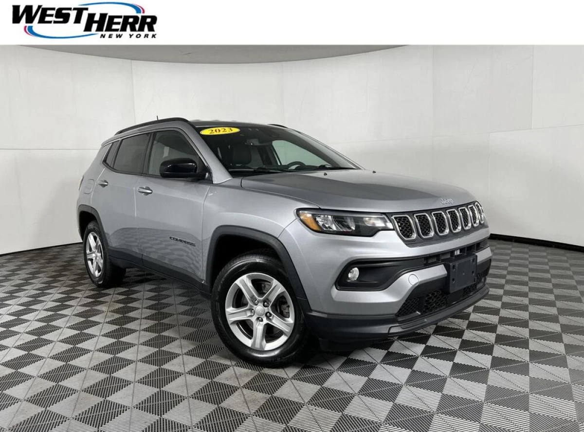 Pre-Owned 2023 Jeep Compass Latitude