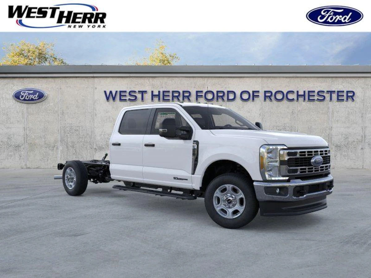 New 2026 Ford F-350SD XLT