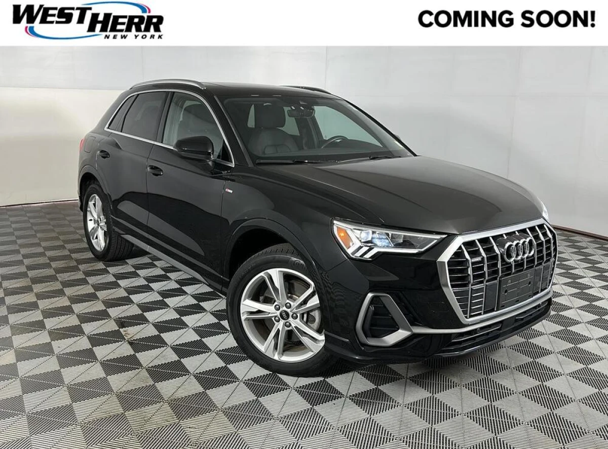 Pre-Owned 2023 Audi Q3 S line Premium Plus