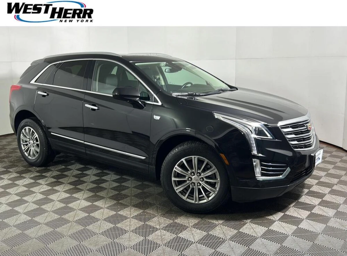 Pre-Owned 2019 Cadillac XT5 Luxury