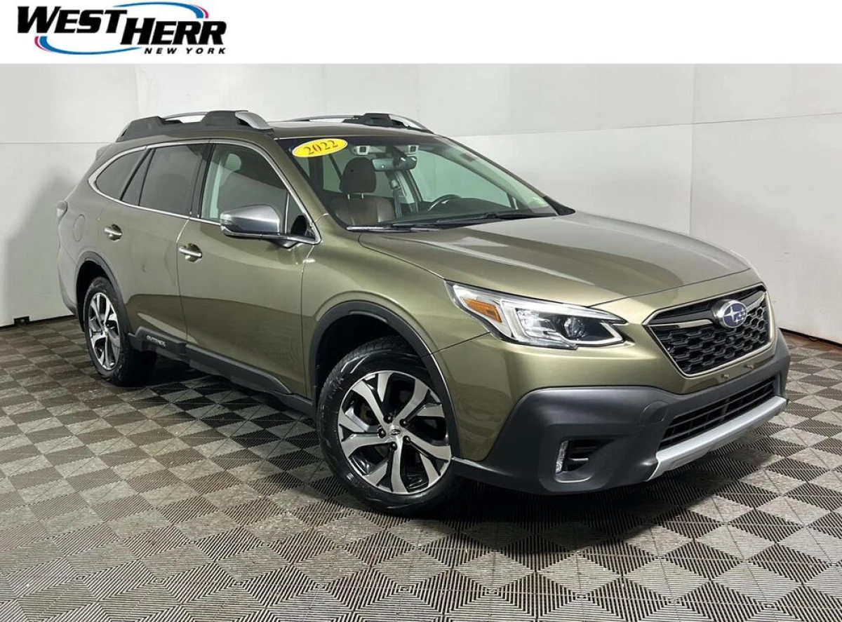 Pre-Owned 2022 Subaru Outback Touring
