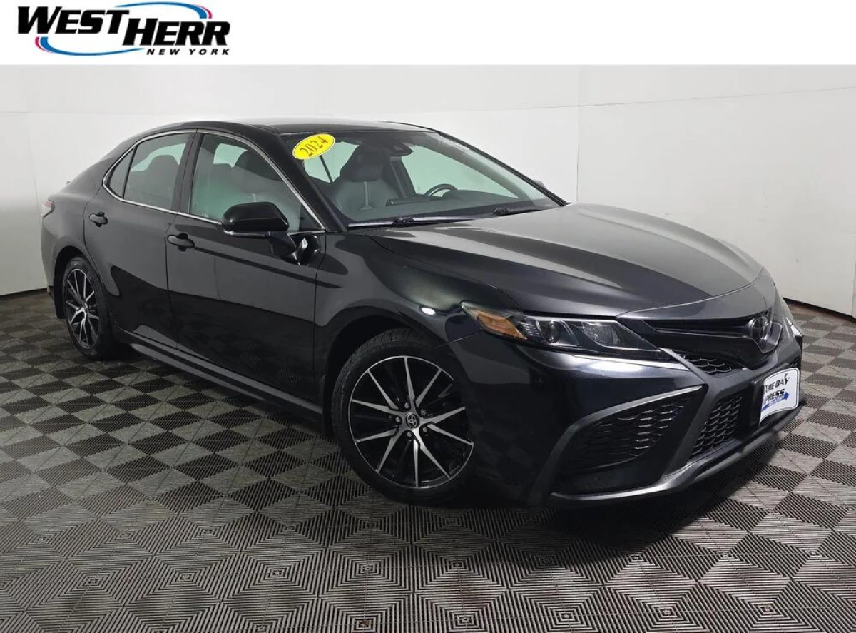 Pre-Owned 2024 Toyota Camry SE