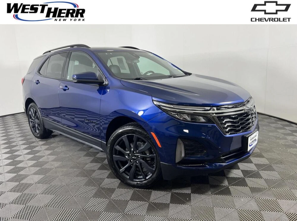Pre-Owned 2022 Chevrolet Equinox RS