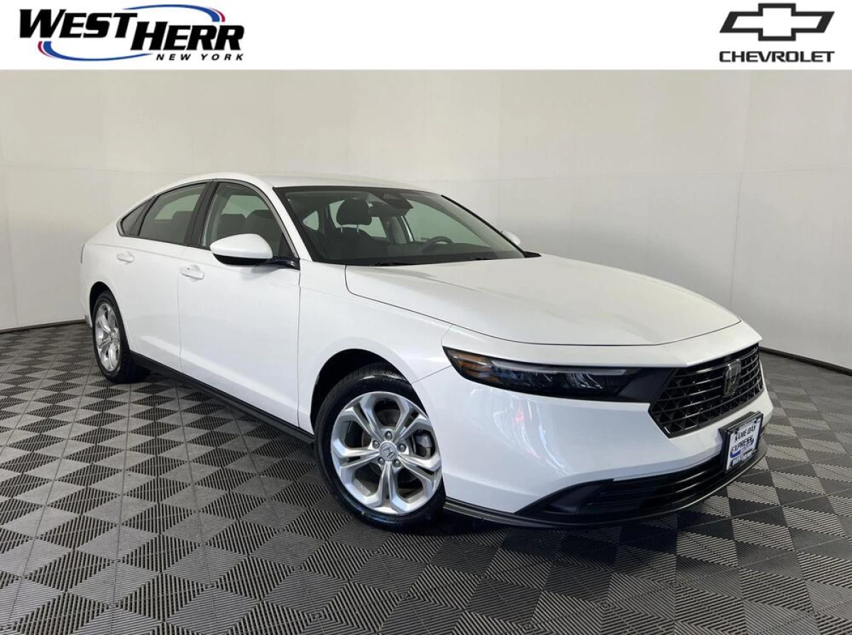 Pre-Owned 2024 Honda Accord Sedan LX