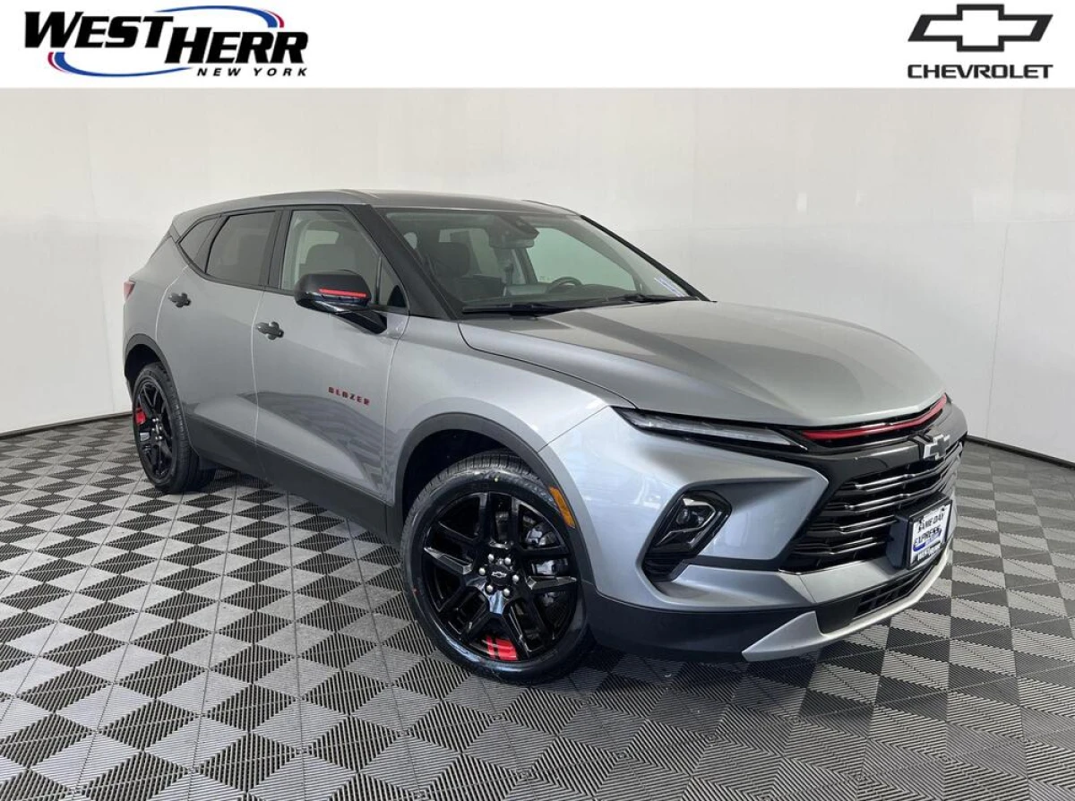 Pre-Owned 2024 Chevrolet Blazer LT