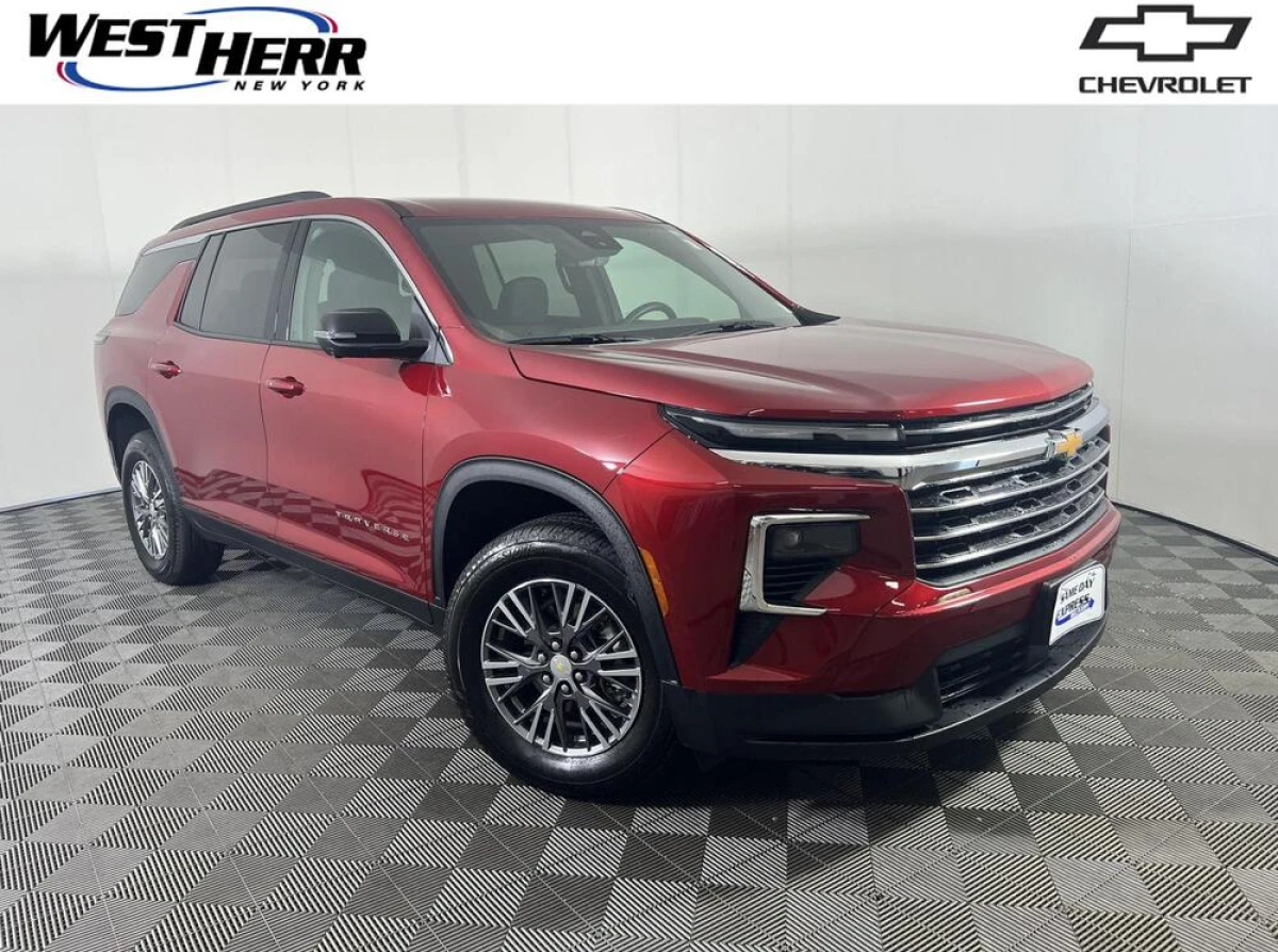 Pre-Owned 2026 Chevrolet Traverse AWD LT