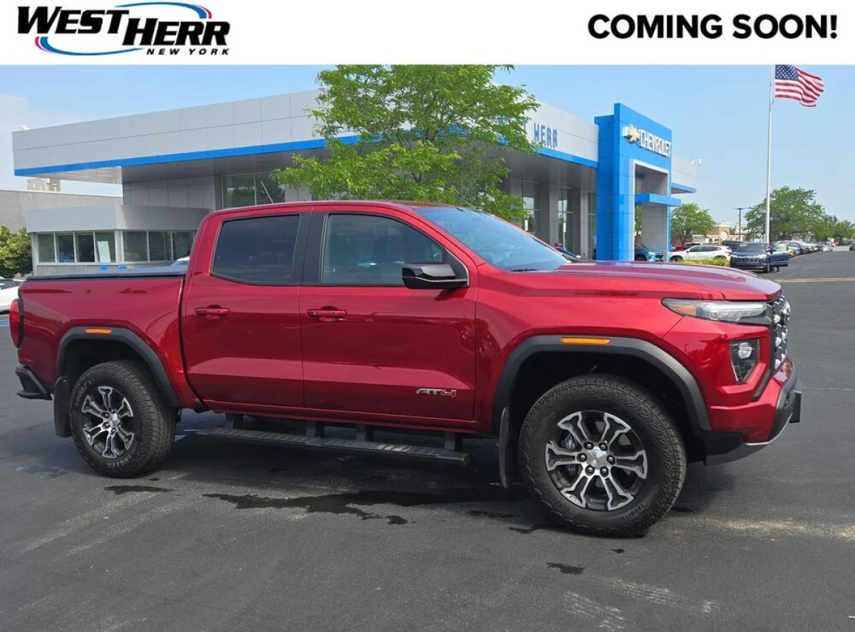 Pre-Owned 2025 GMC Canyon 4WD AT4