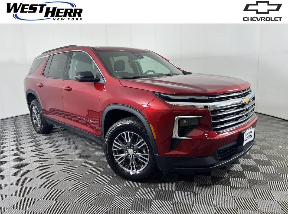 Pre-Owned 2026 Chevrolet Traverse AWD LT