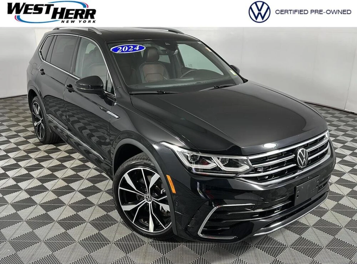 Certified Pre-Owned 2024 Volkswagen Tiguan SEL R-Line