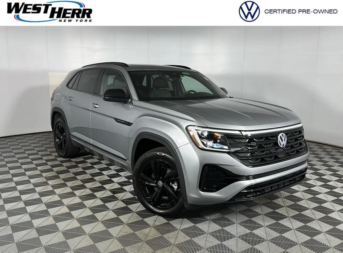Certified Pre-Owned 2025 Volkswagen Atlas Cross Sport 2.0T SEL R-Line Black