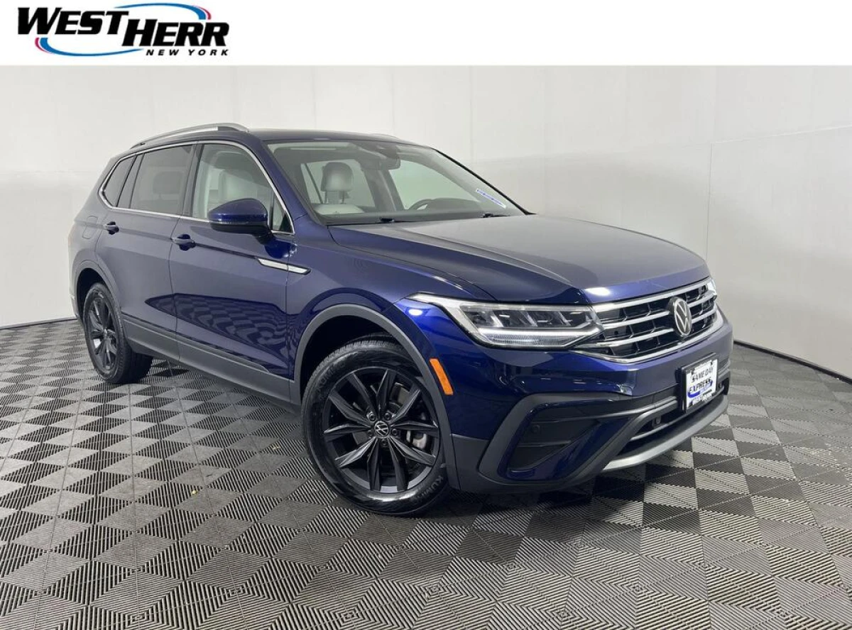 Pre-Owned 2024 Volkswagen Tiguan SE