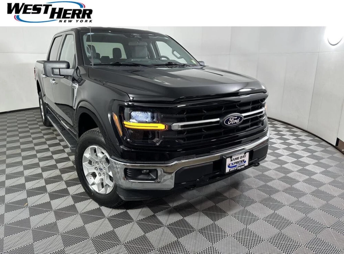 Pre-Owned 2025 Ford F-150 XLT