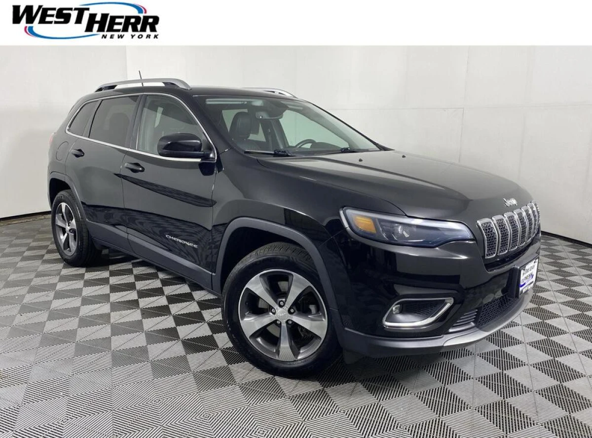 Pre-Owned 2019 Jeep Cherokee Limited