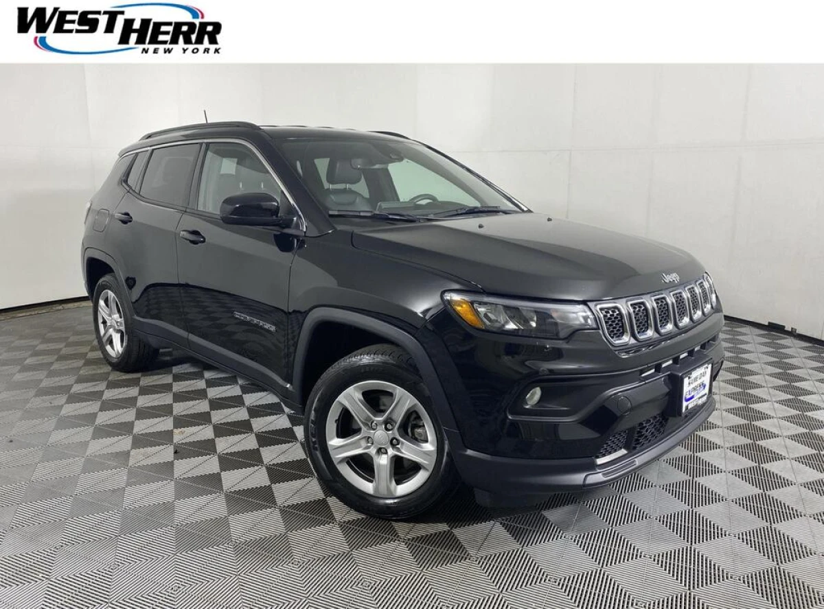 Pre-Owned 2023 Jeep Compass Latitude