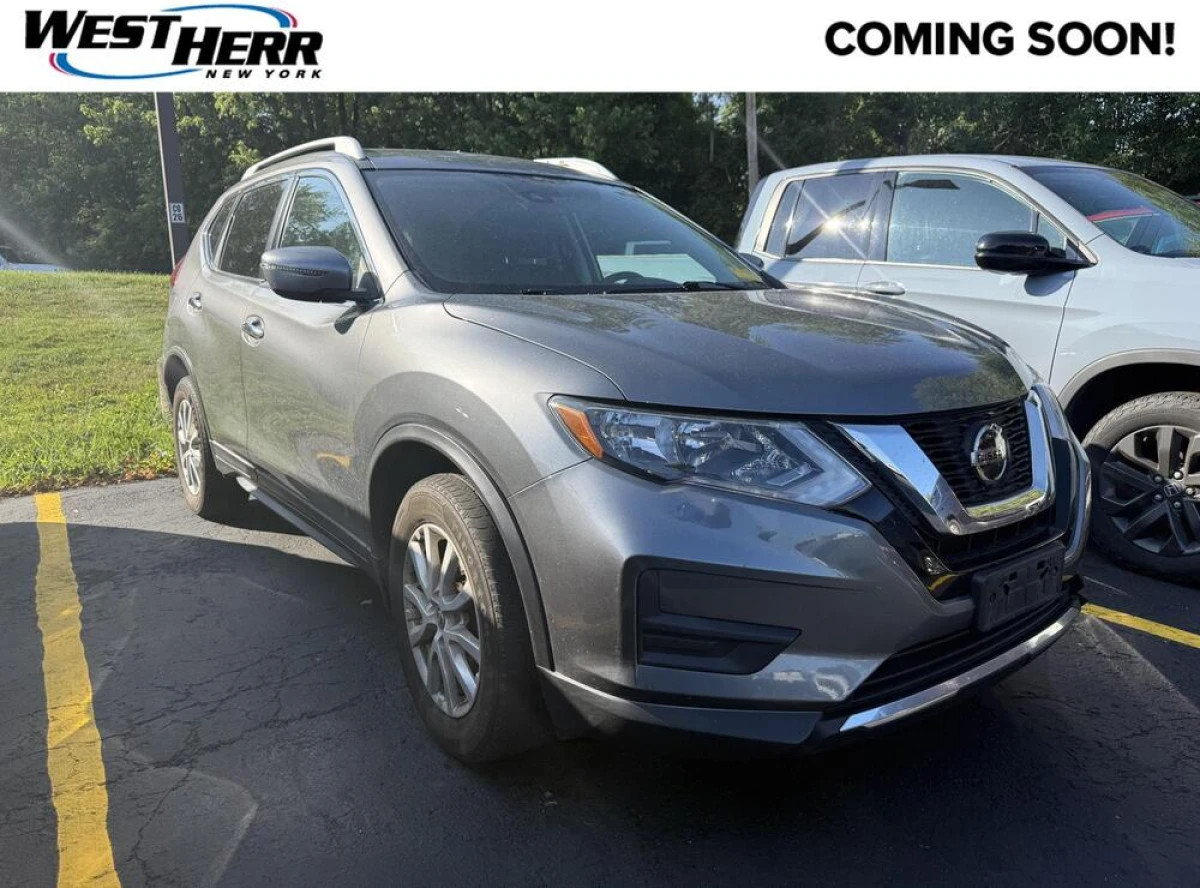 Pre-Owned 2019 Nissan Rogue SV