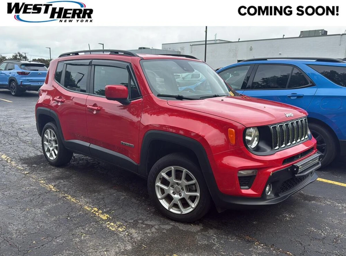 Pre-Owned 2021 Jeep Renegade Latitude