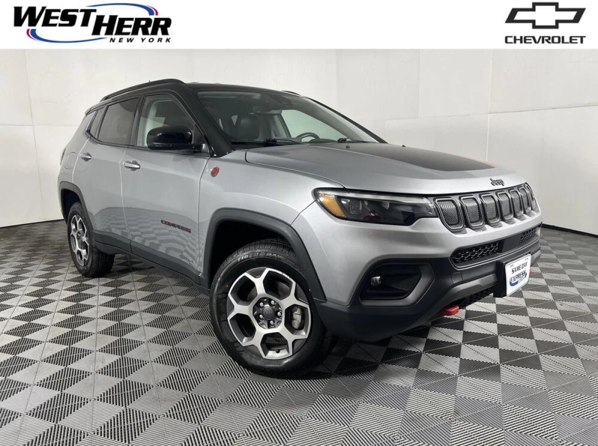 Pre-Owned 2022 Jeep Compass Trailhawk