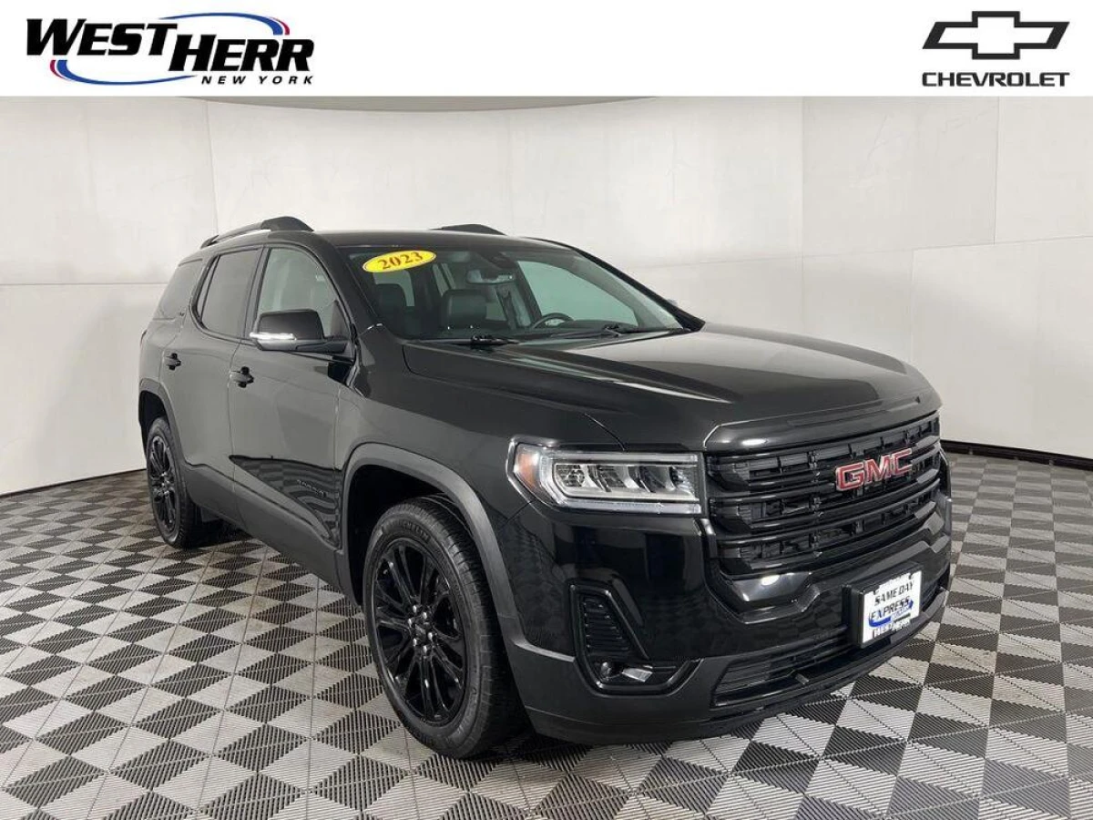 Pre-Owned 2023 GMC Acadia SLT