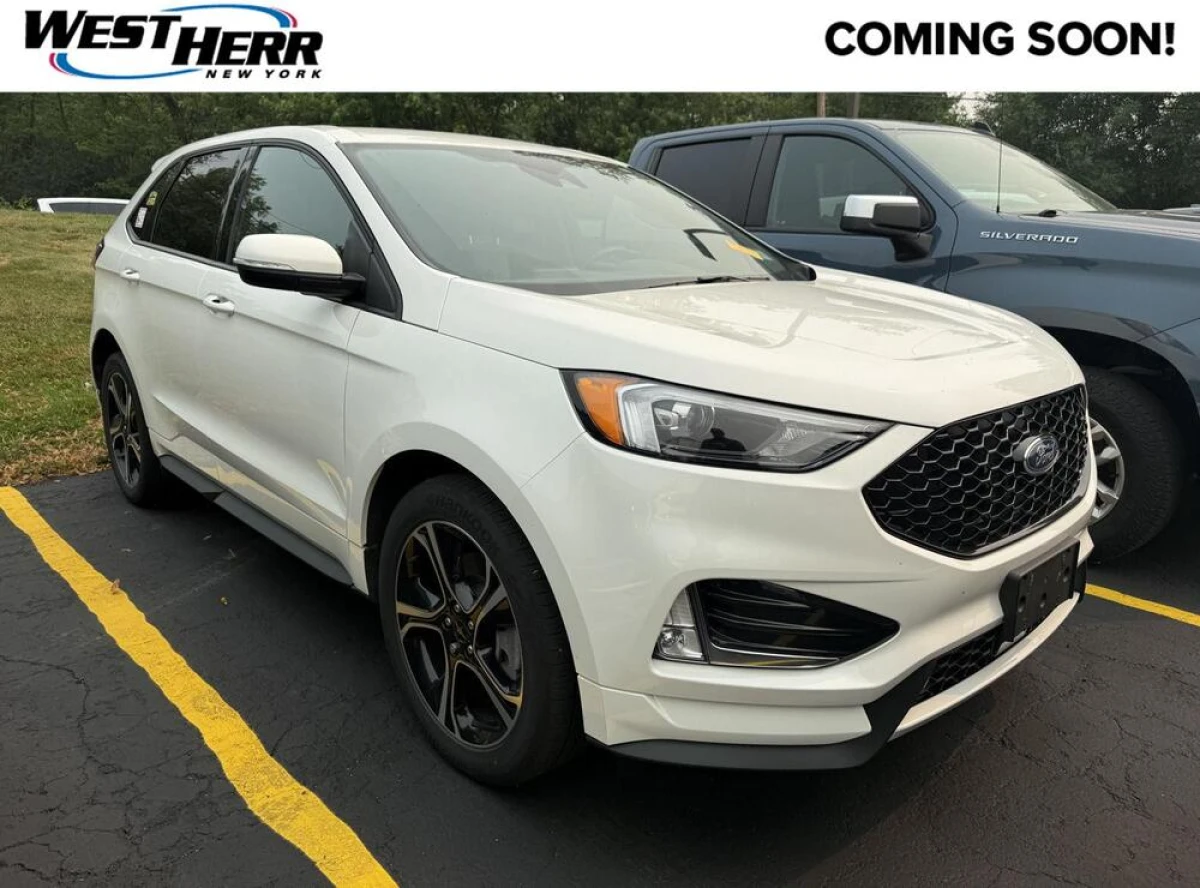 Pre-Owned 2023 Ford Edge ST