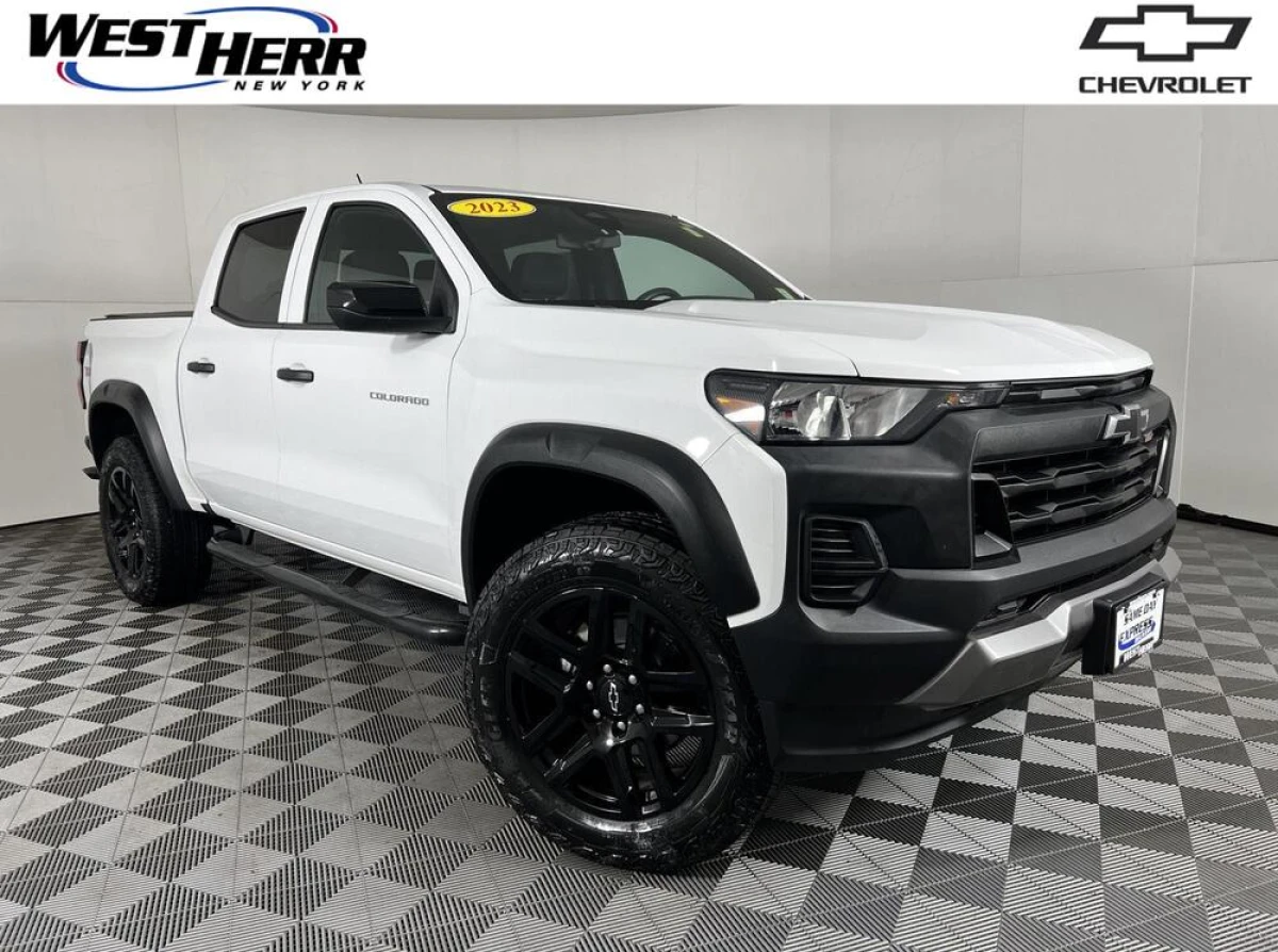Pre-Owned 2023 Chevrolet Colorado Trail Boss
