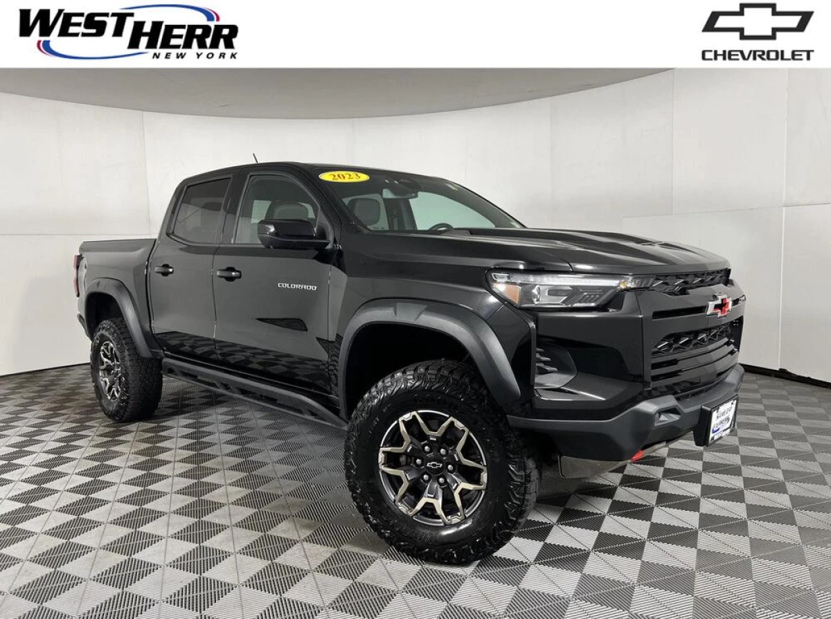 Pre-Owned 2023 Chevrolet Colorado ZR2