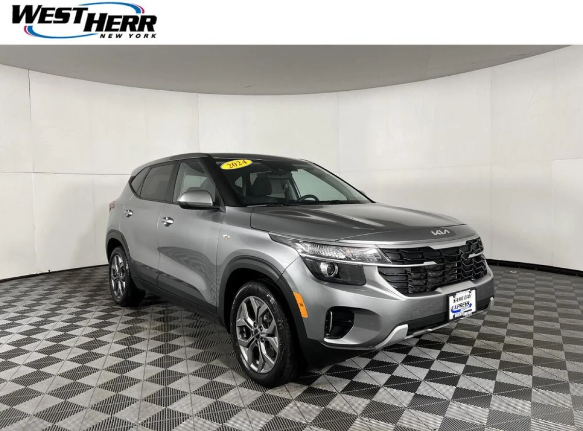 Pre-Owned 2024 Kia Seltos LX