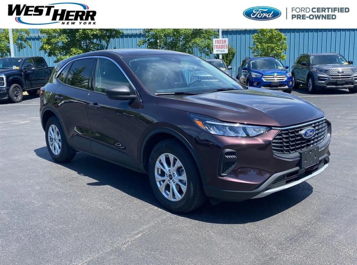 Certified Pre-Owned 2023 Ford Escape Active