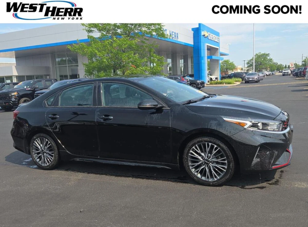 Pre-Owned 2023 Kia Forte GT-Line