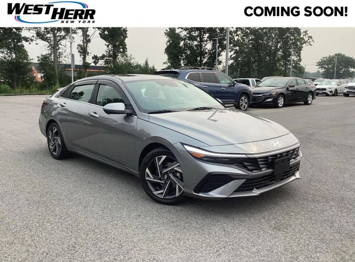 Pre-Owned 2024 Hyundai Elantra
