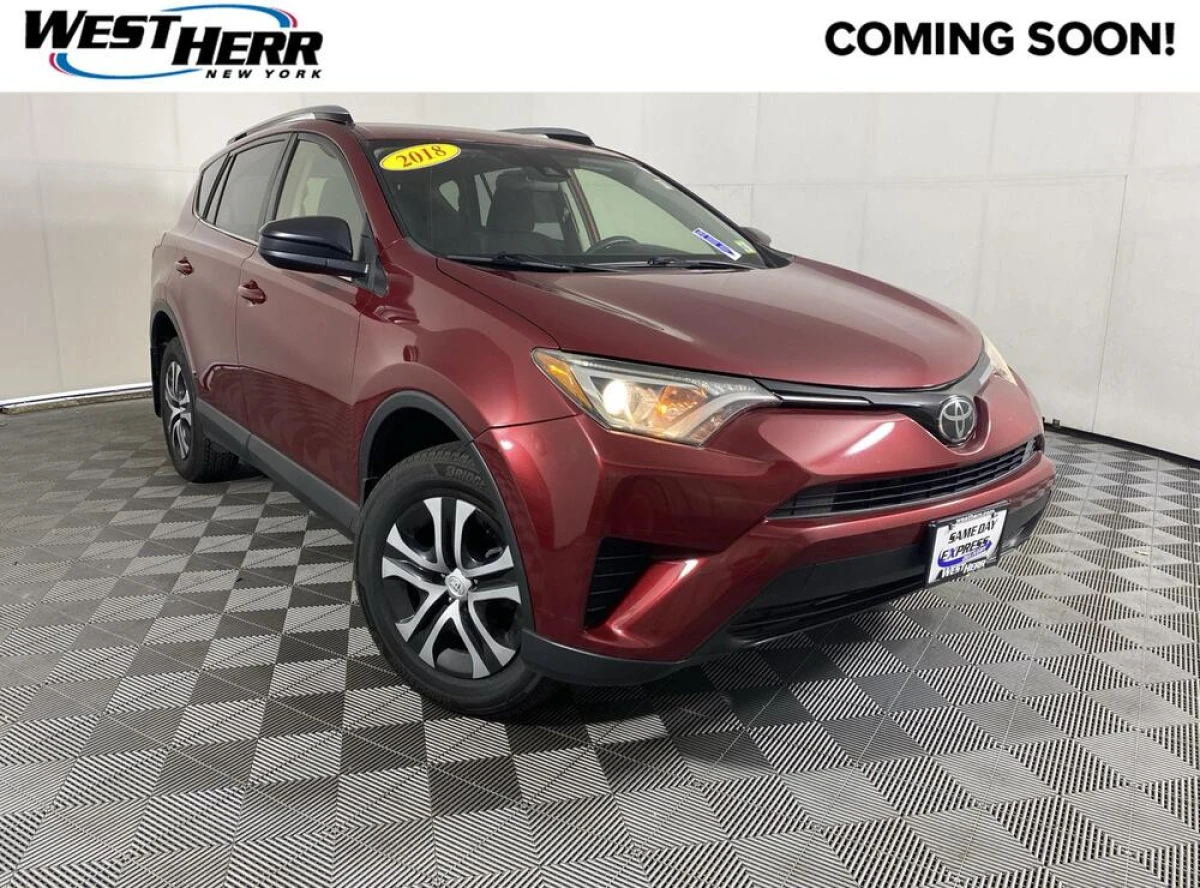 Pre-Owned 2018 Toyota RAV4 LE