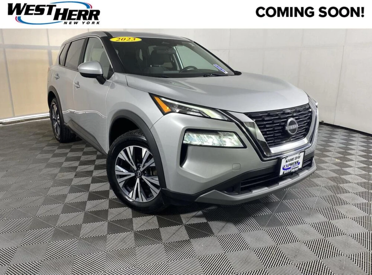 Pre-Owned 2023 Nissan Rogue SV