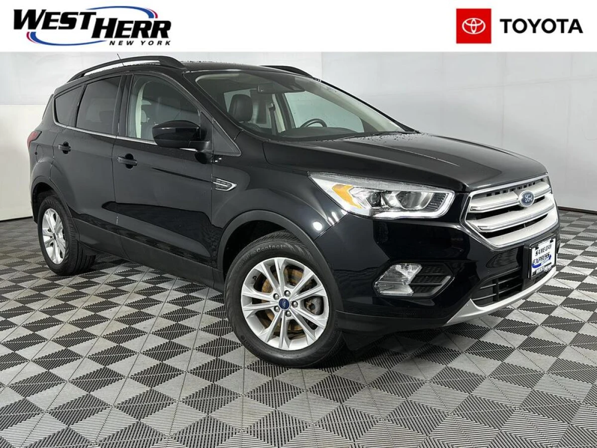 Pre-Owned 2019 Ford Escape SEL