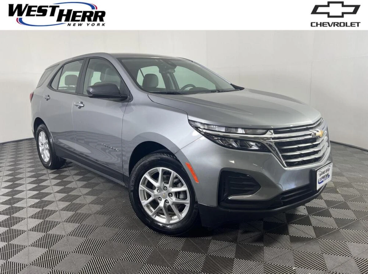 Pre-Owned 2024 Chevrolet Equinox LS