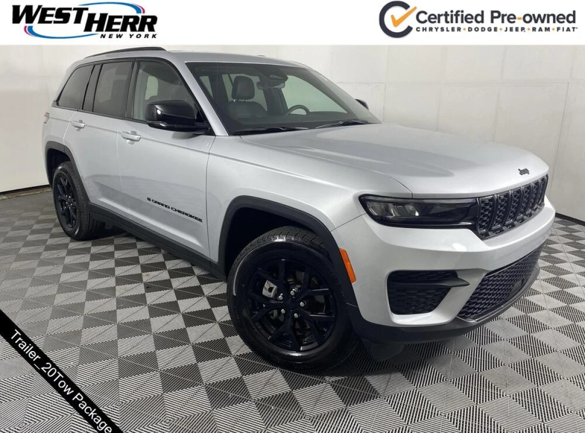 Certified Pre-Owned 2025 Jeep Grand Cherokee Altitude