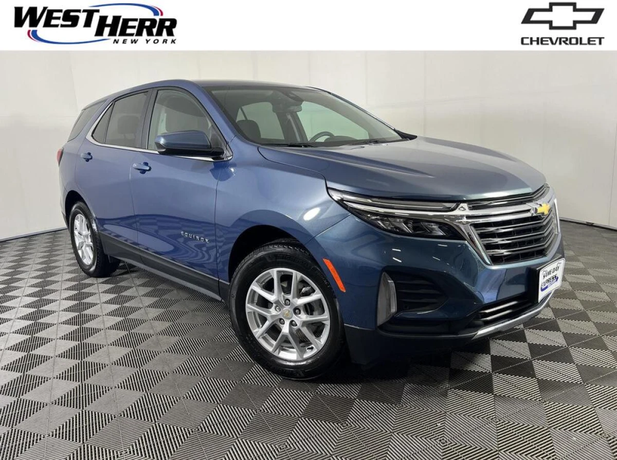 Pre-Owned 2024 Chevrolet Equinox LT