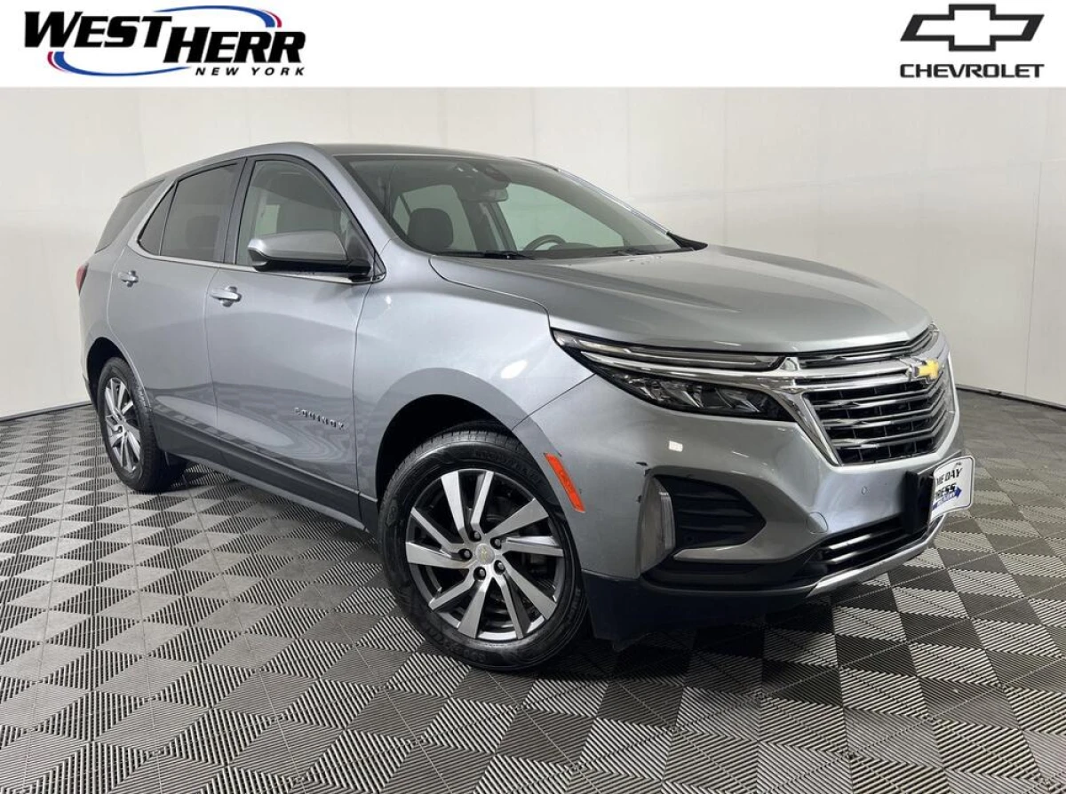 Pre-Owned 2024 Chevrolet Equinox LT