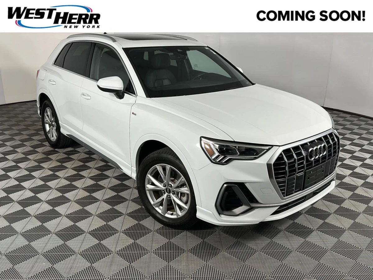 Pre-Owned 2023 Audi Q3 S line Premium Plus