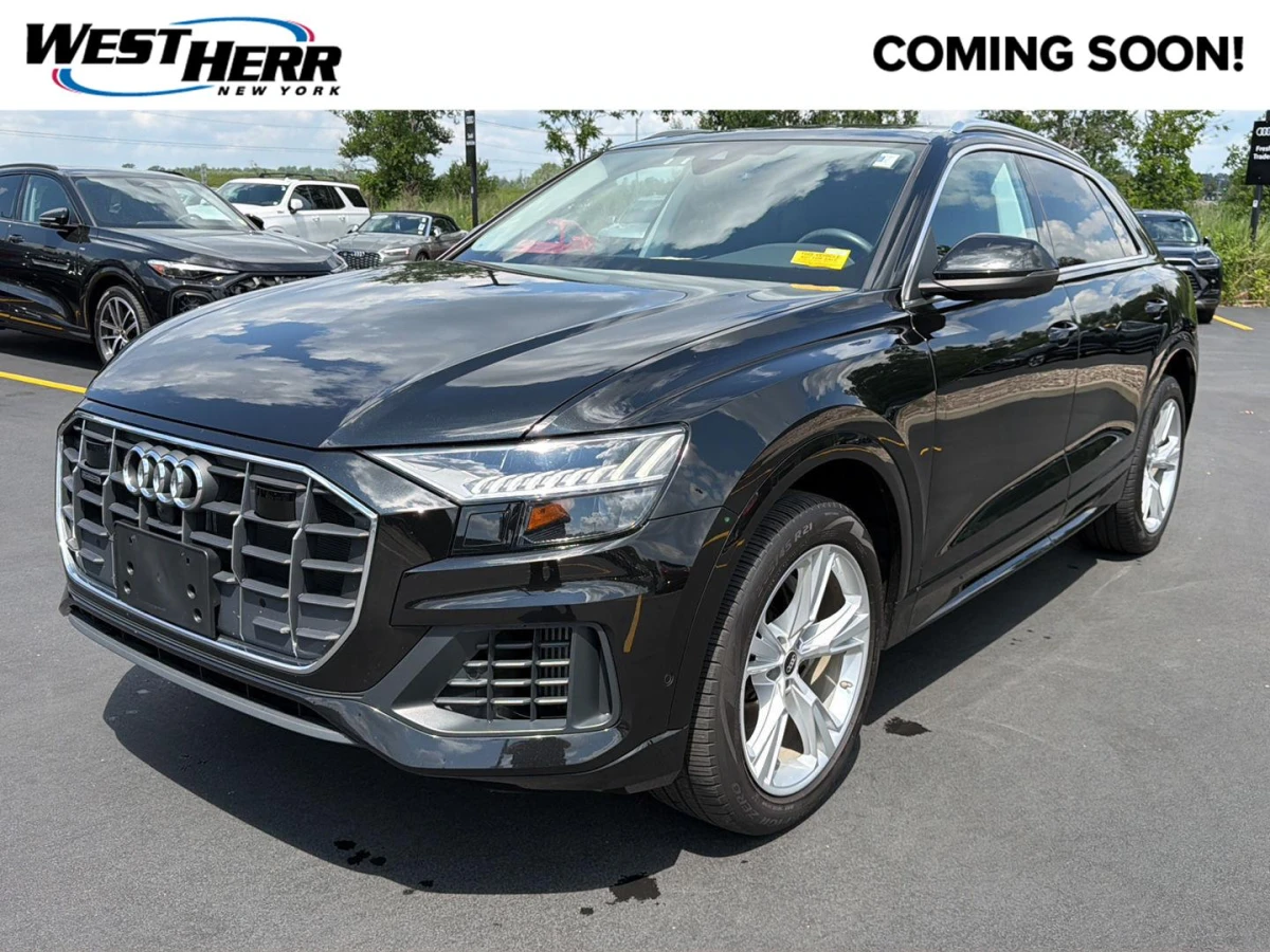 Pre-Owned 2023 Audi Q8 Premium