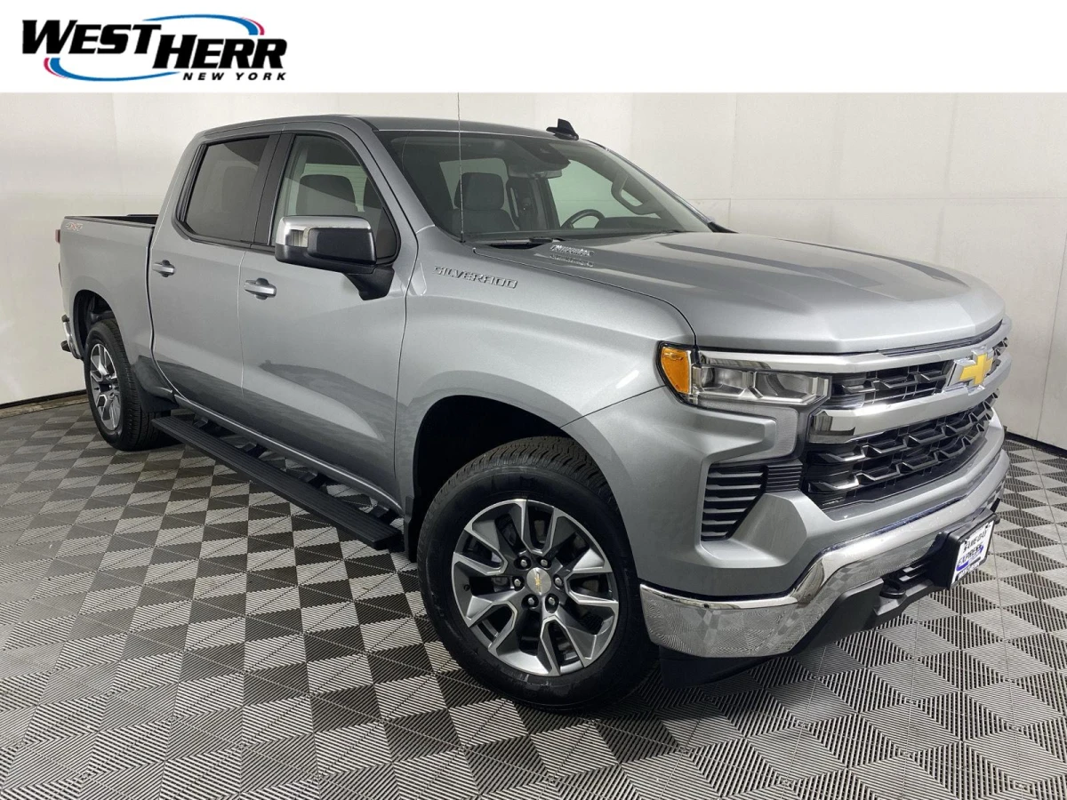 Pre-Owned 2025 Chevrolet Silverado 1500 LT