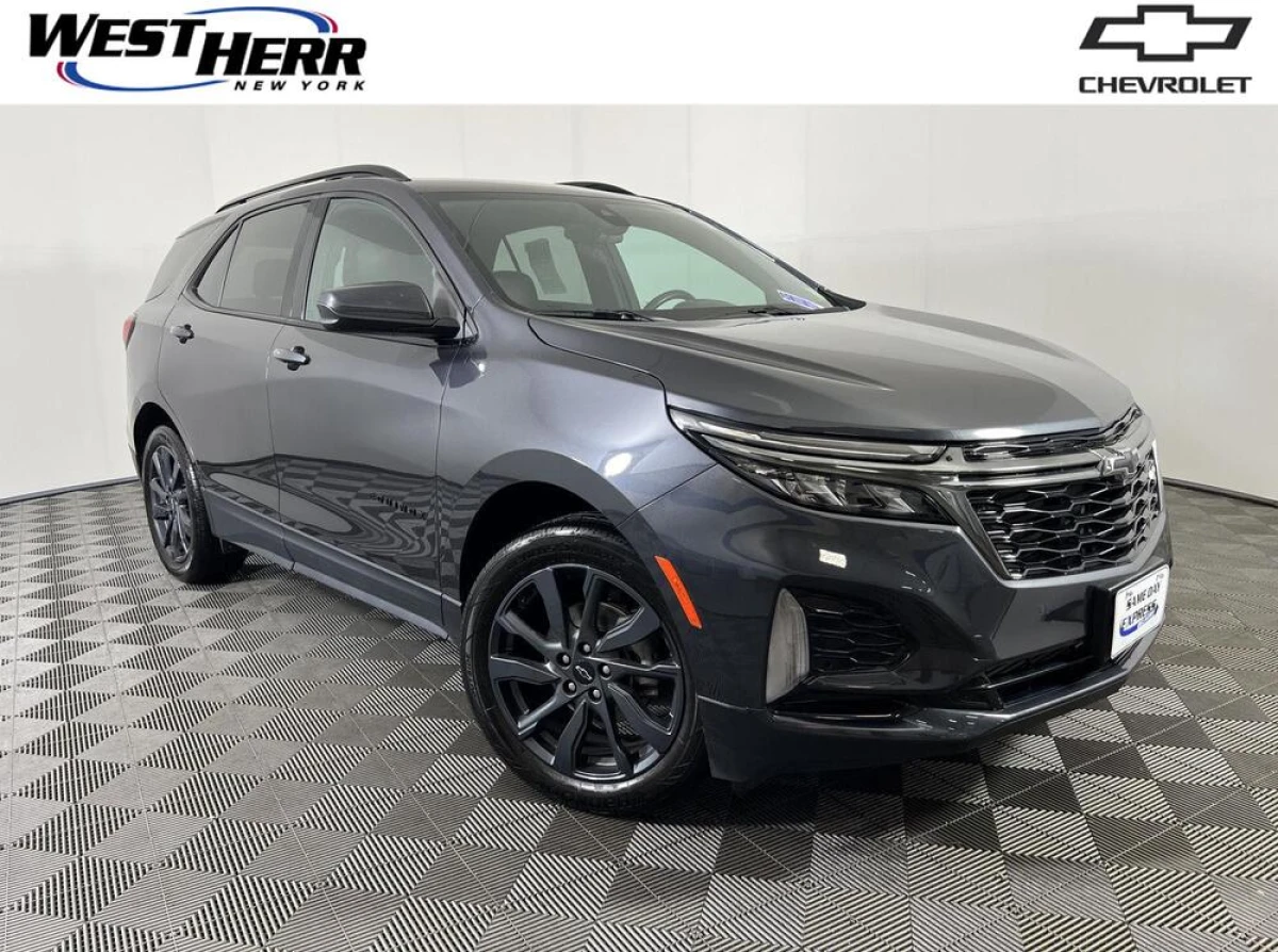 Pre-Owned 2022 Chevrolet Equinox RS