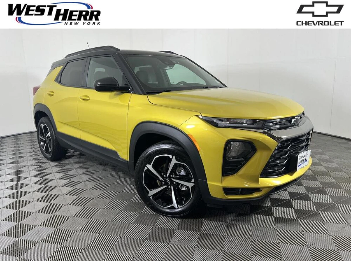 Pre-Owned 2023 Chevrolet Trailblazer RS