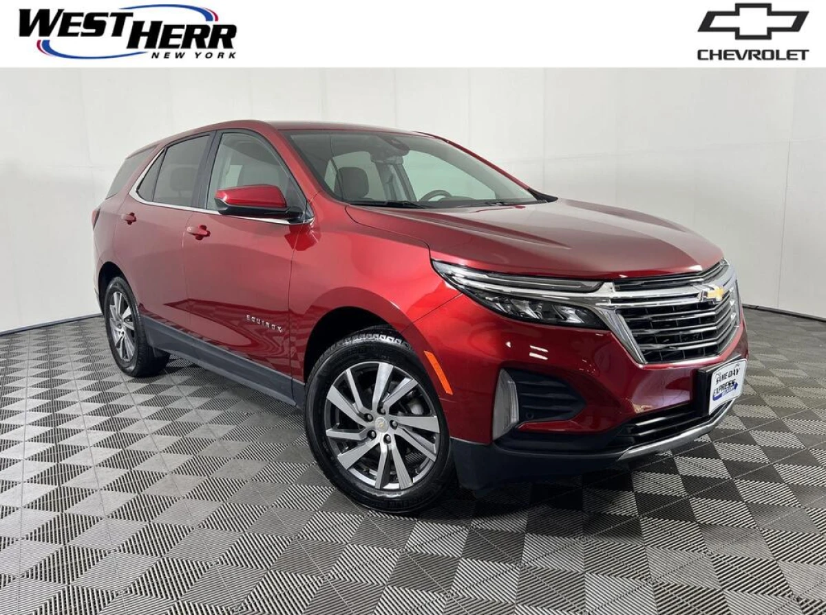 Pre-Owned 2024 Chevrolet Equinox LT