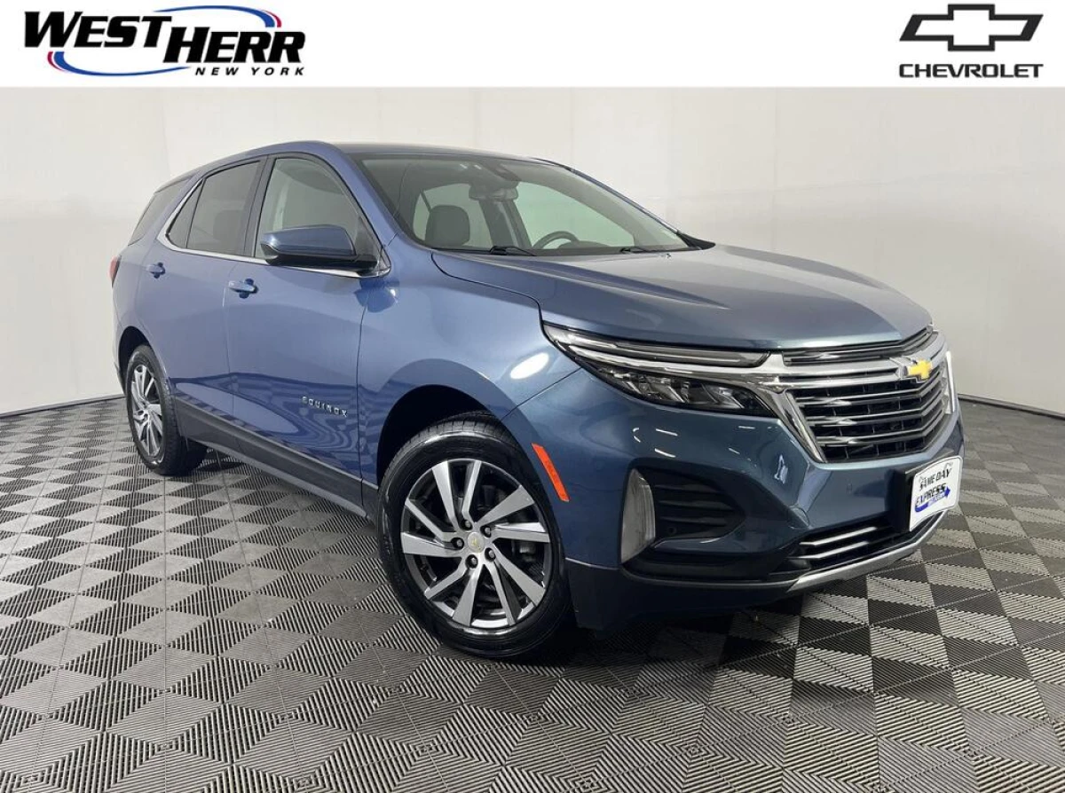 Pre-Owned 2024 Chevrolet Equinox LT