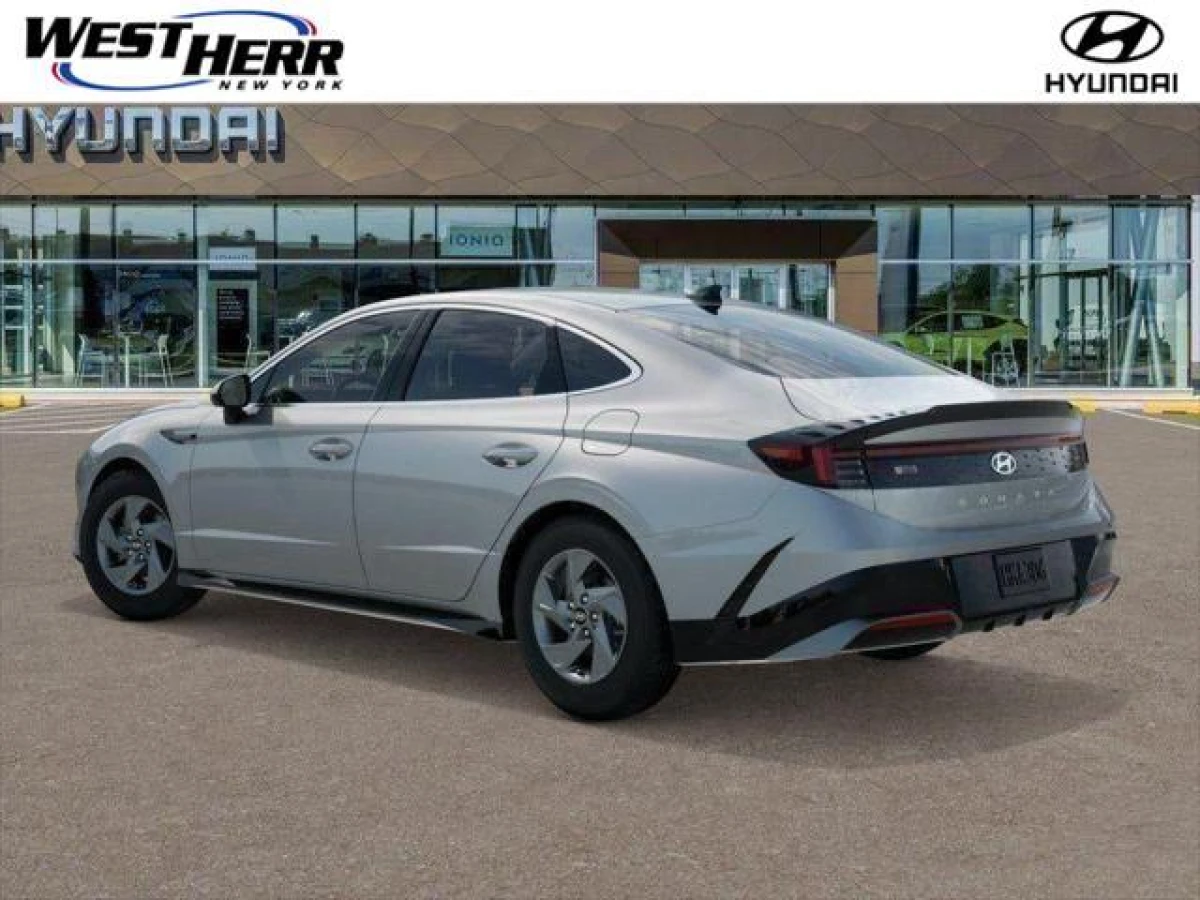 New 2026 Hyundai SONATA SE