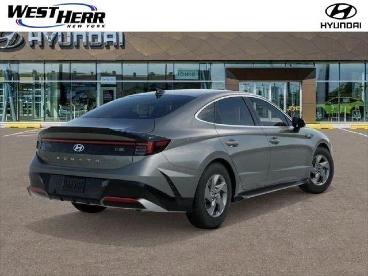 New 2026 Hyundai SONATA SE