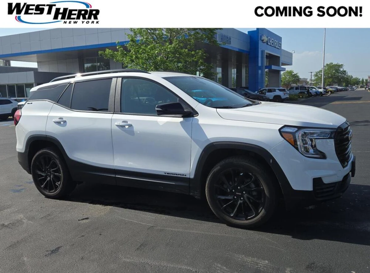 Pre-Owned 2024 GMC Terrain SLE