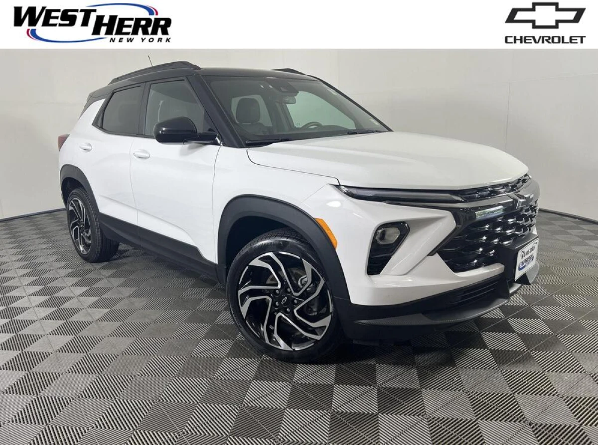 Pre-Owned 2024 Chevrolet Trailblazer RS
