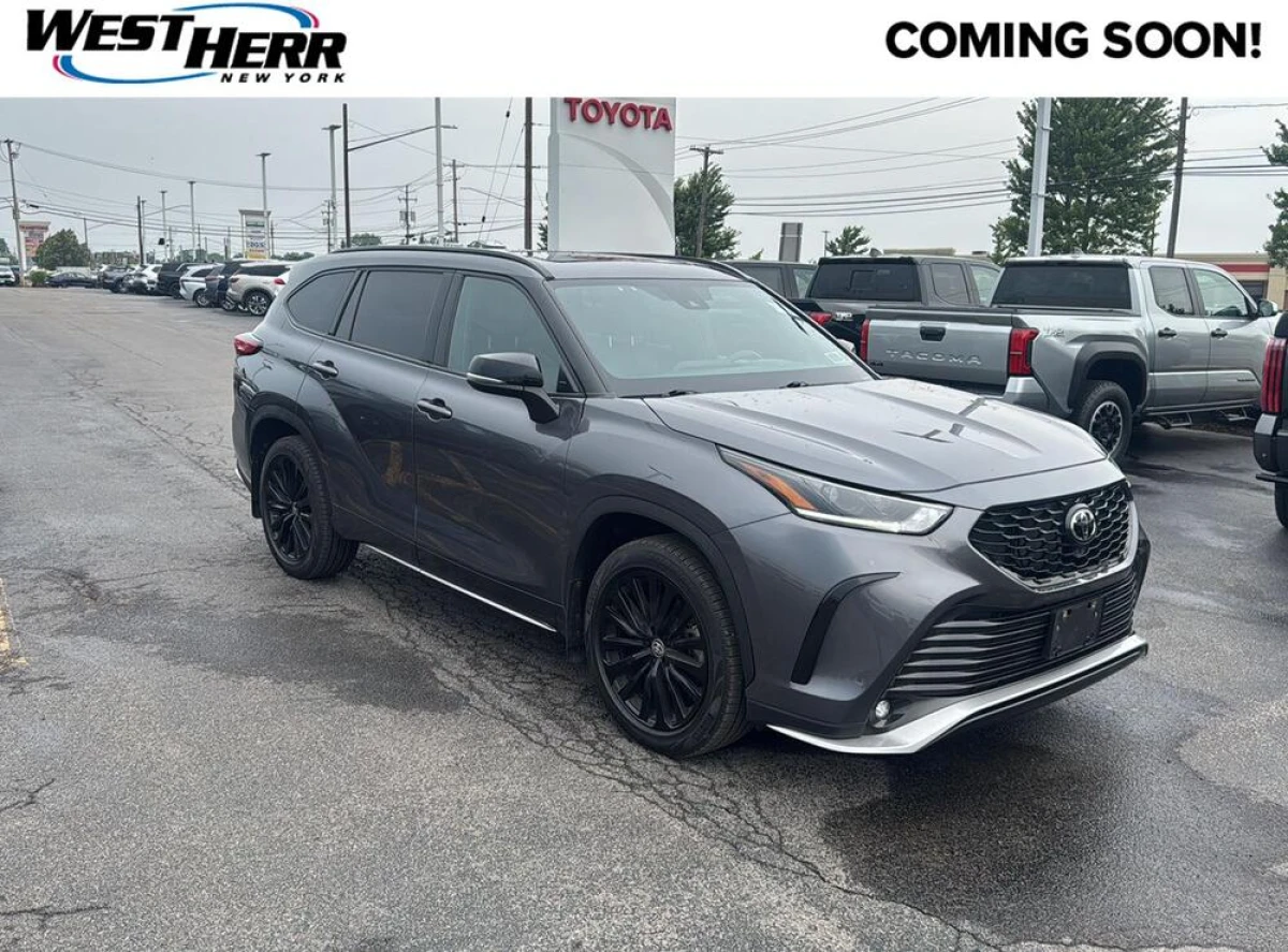 Pre-Owned 2023 Toyota Highlander XSE